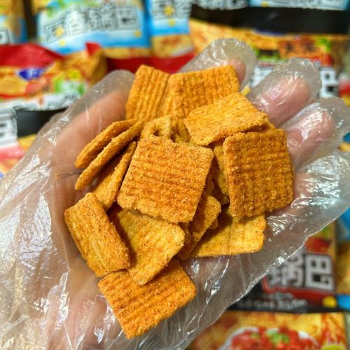《一口咔嚓响 卡奇小米豆香锅巴的怀旧治愈时光》