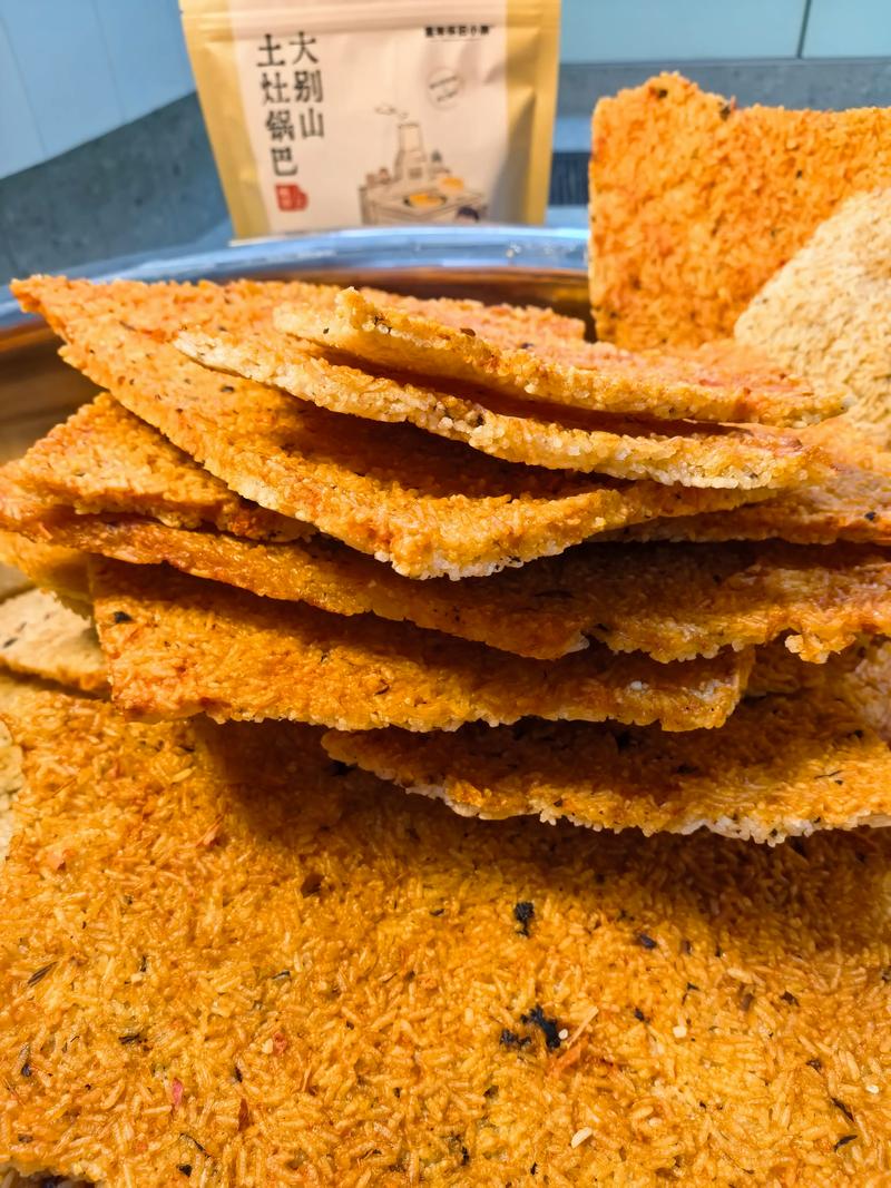 大别山脚下的锅巴匠人 柴火灶唤醒记忆中的酥脆声